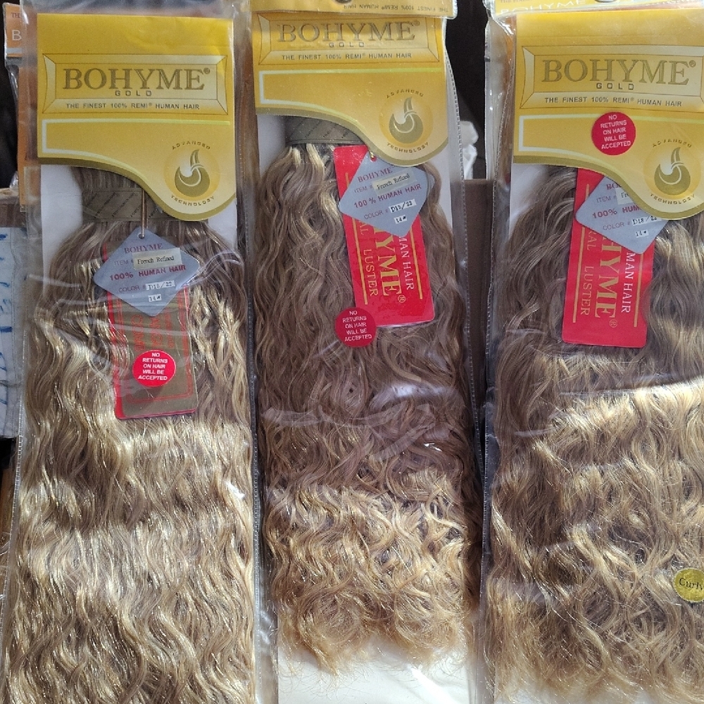 bohme Gold Blonde Wavy Hair Extensions